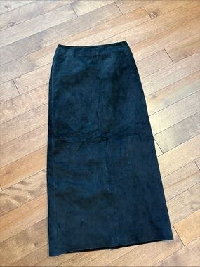 Vintage Danier Black Suede Pencil Skirt
